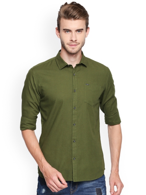 

L.A. SEVEN Men Olive Green Slim Fit Solid Casual Shirt
