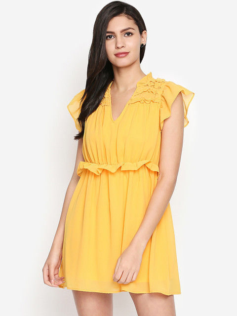 

Oxolloxo Women Yellow Solid Fit and Flare Dress