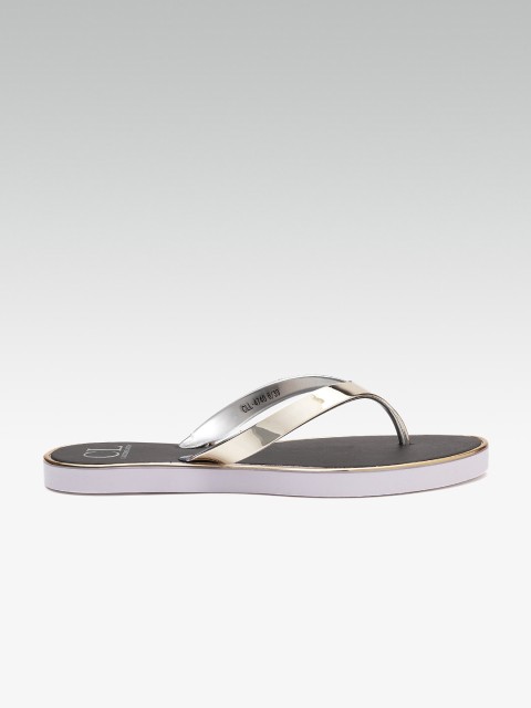 

Carlton London Women Gold-Toned Solid Open Toe Flats