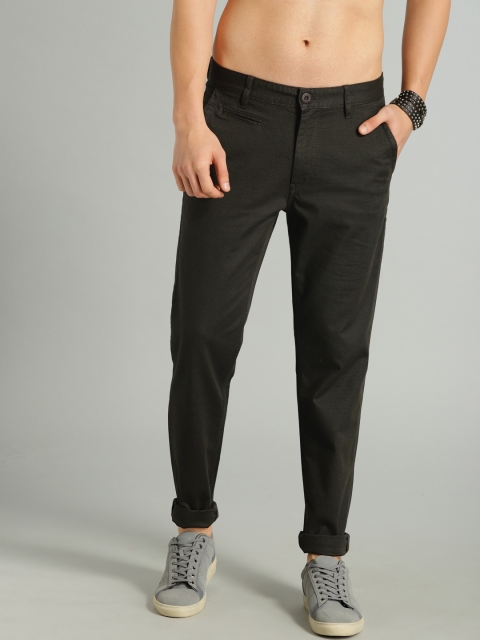 

Roadster Men Olive Green Regular Fit Self Design Regular Trousers