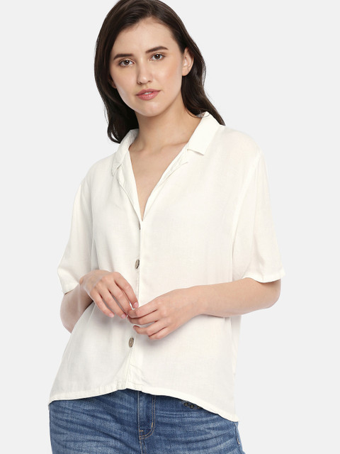 

AMERICAN EAGLE OUTFITTERS Women White Regular Fit Solid Casual Shirt