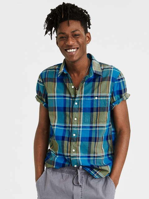 

AMERICAN EAGLE OUTFITTERS Men Blue & Olive Green Regular Fit Checked Casual Shirt