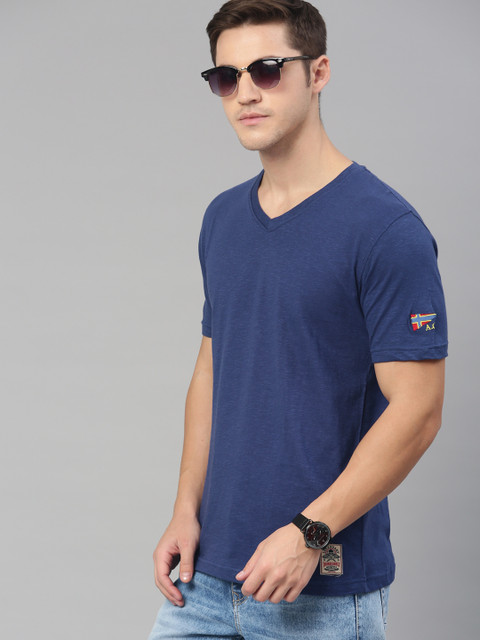 

American Crew Men Navy Blue Solid V-Neck T-shirt