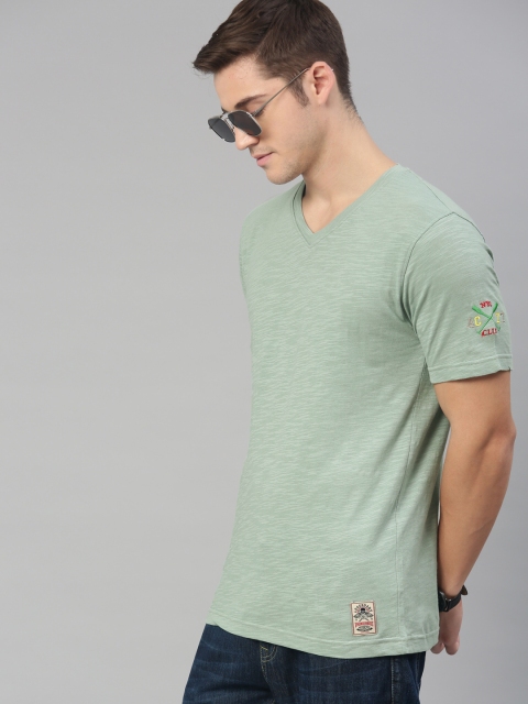 

American Crew Men Green Solid V-Neck T-shirt