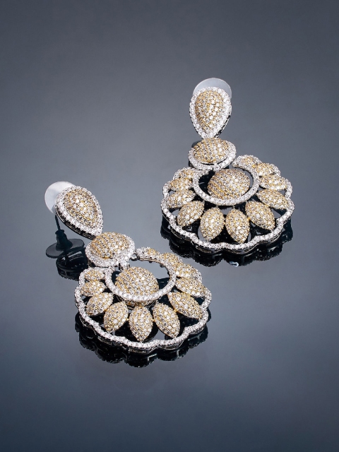 

shaze Silver-Plated Circular Drop Earrings
