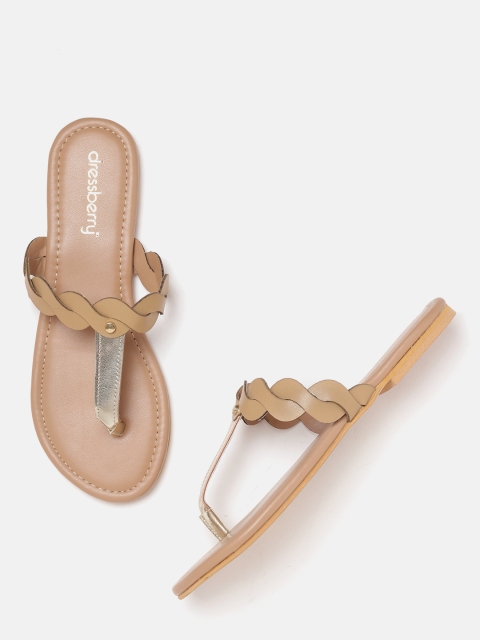 

DressBerry Women Brown & Gold-Toned Colourblocked T-Strap Flats