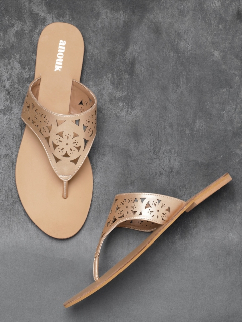 

Anouk Women Gold-Toned Solid T-Strap Flats