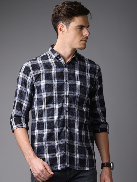 

Bene Kleed Men Black & White Slim Fit Checked Casual Shirt