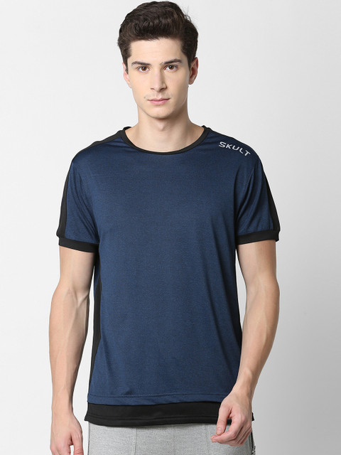 

SKULT by Shahid Kapoor Men Blue Solid Round Neck T-shirt