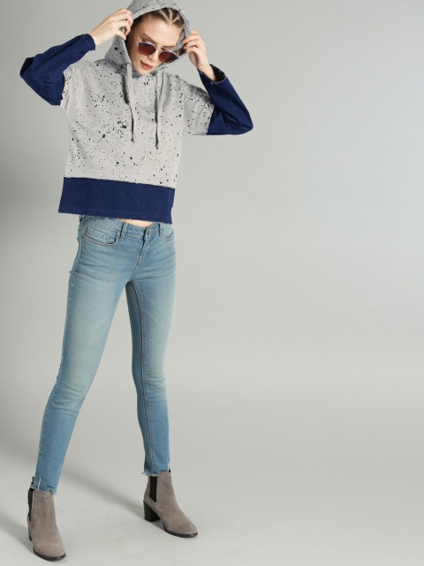 

The Roadster Lifestyle Co Women Grey & Blue Printed Detachable Hood Sweatshirt