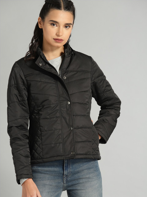 

The Roadster Lifestyle Co Women Black Solid Detachable Hooded Puffer Jacket