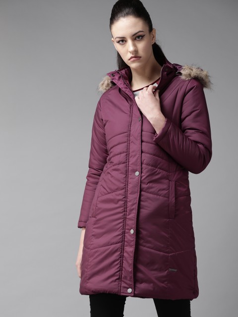 

Roadster Women Wine-Coloured Solid Longline Parka Jacket with Detachable Hood, Burgundy