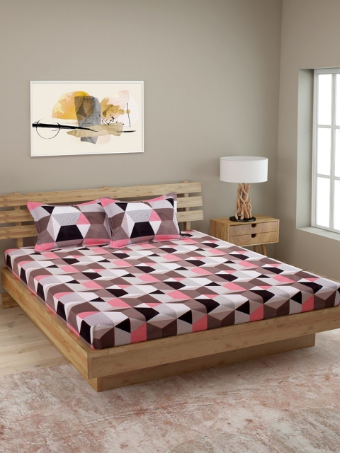 

ROMEE Multicoloured Geometric 144 TC Cotton 1 Queen Bedsheet with 2 Pillow Covers, Multi