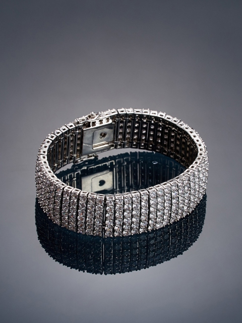 

Shaze Women Silver-Plated Stone-Studded Band