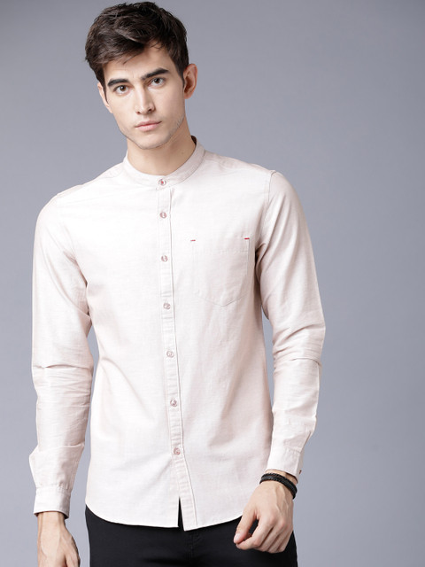 

Black coffee Men Beige Slim Fit Solid Casual Shirt