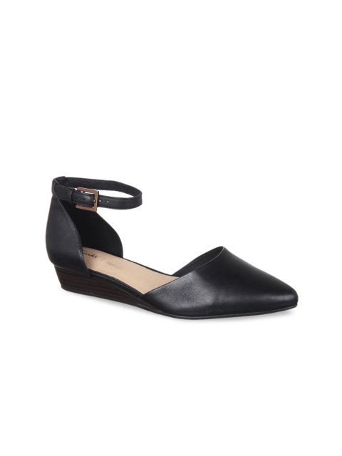 

Clarks Women Black Leather Flatforms