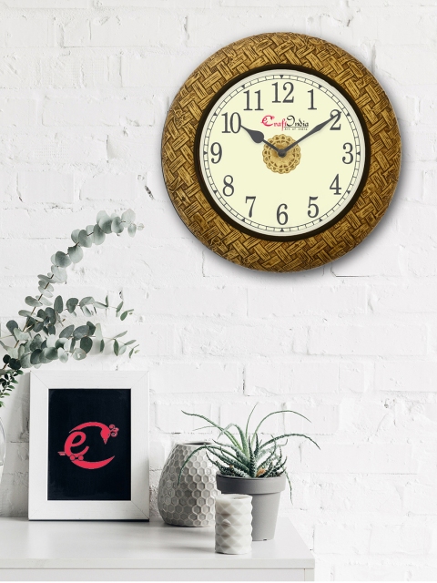 

eCraftIndia Gold-Toned Handcrafted Round Printed Analogue Wall Clock