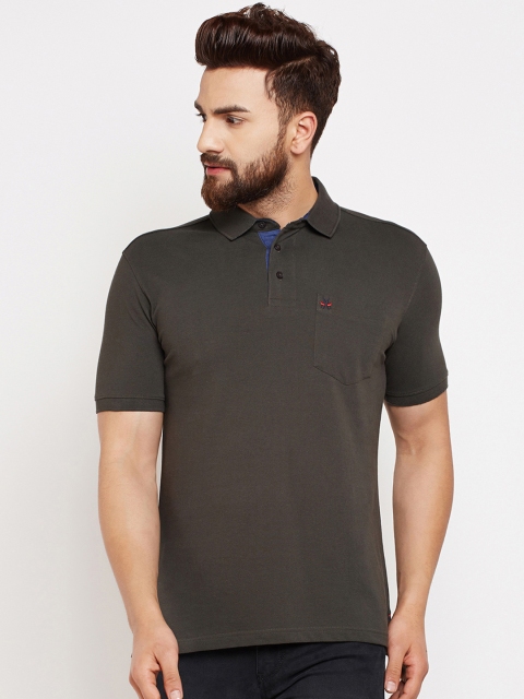 

Crimsoune Club Men Green Solid Polo Collar T-shirt