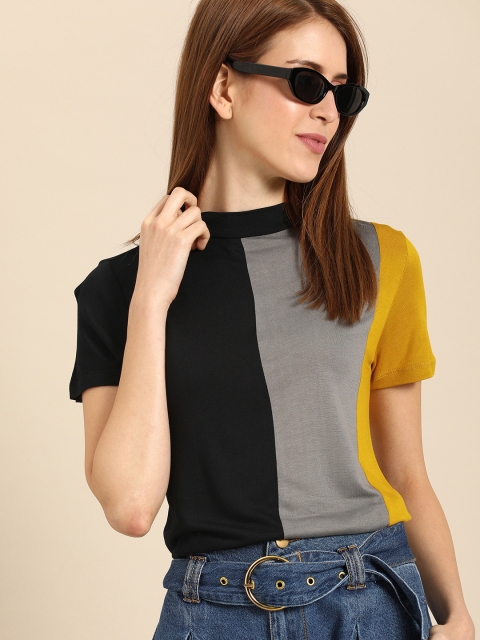 

DressBerry Women Black & Grey Colourblocked Round Neck T-shirt