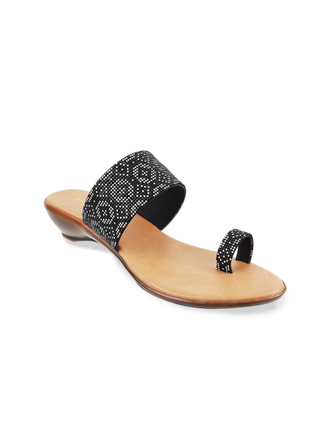

Mochi Women Black Solid Heels
