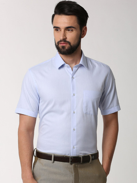 

Peter England Men Blue Regular Fit Solid Formal Shirt