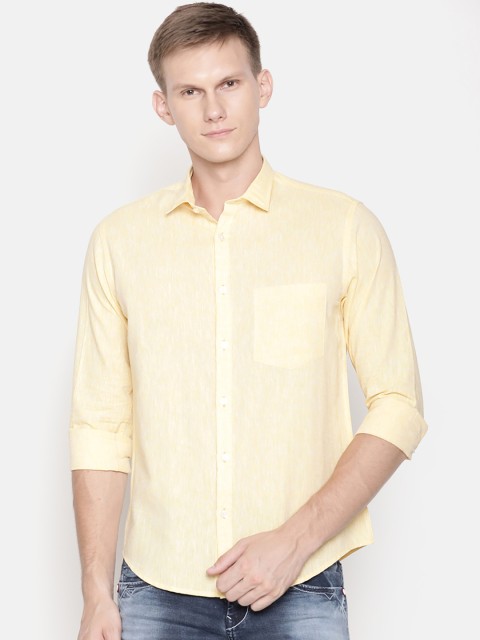 

CAVALLO by Linen Club Men Cotton Linen Yellow Regular Fit Solid Casual Shirt
