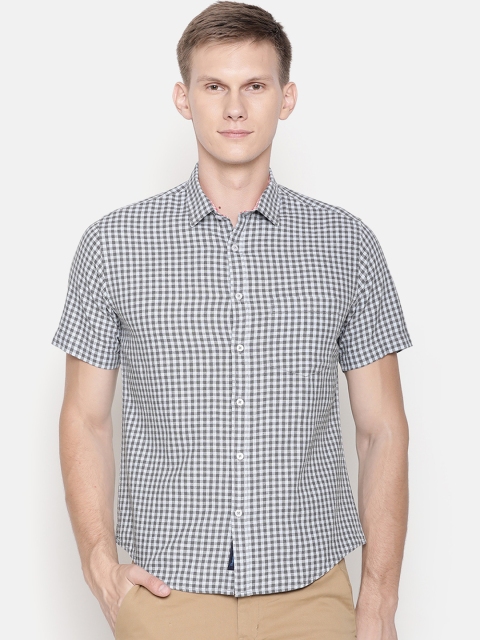 

CAVALLO by Linen Club Men Cotton Linen Black Regular Fit Checked Casual Shirt