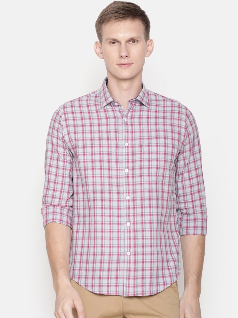

CAVALLO by Linen Club Men Cotton Linen Grey Regular Fit Checked Casual Shirt