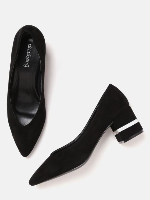 

DressBerry Women Black Solid Pumps