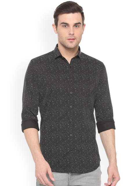 

V Dot Men Black Skinny Fit Printed Casual Shirt