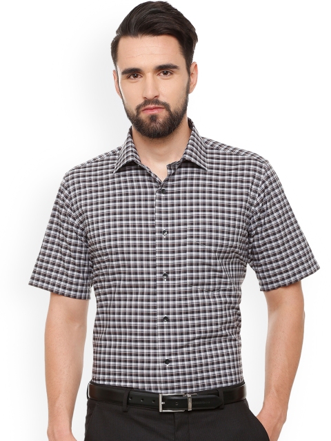 

Van Heusen Men Black & Grey Regular Fit Checked Formal Shirt