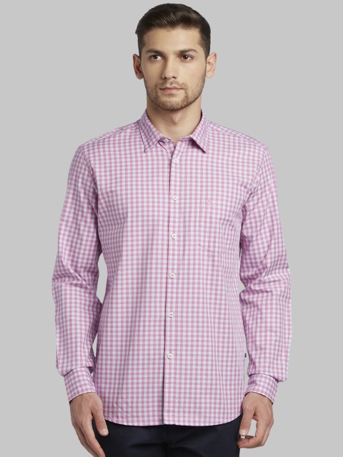 

Parx Men Pink & White Slim Fit Checked Casual Shirt