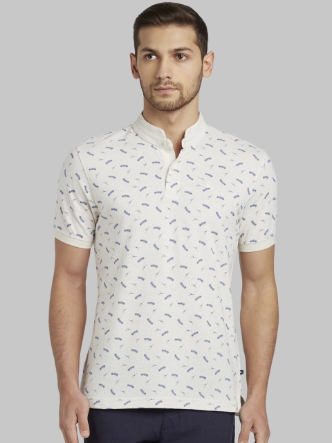 

Parx Men White Printed Mandarin Collar T-shirt