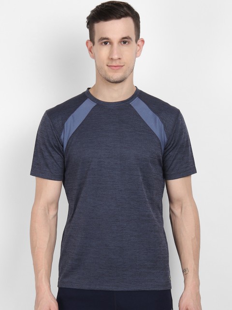 

OFF LIMITS Men Navy Blue Colourblocked Round Neck T-shirt