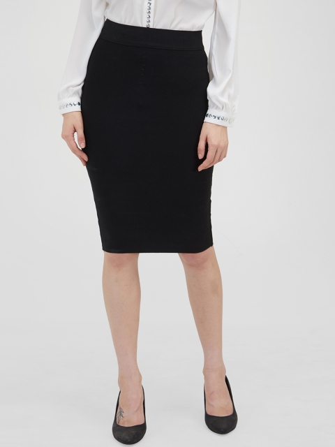 

bebe Women Black Solid Pencil Skirt