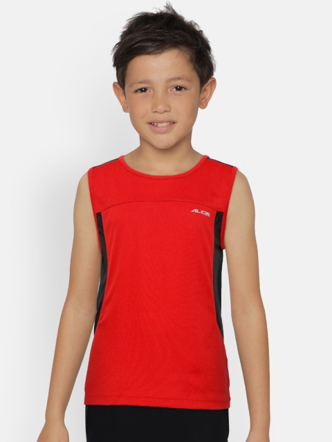

Alcis Boys Red & Black Colourblocked Round Neck T-shirt
