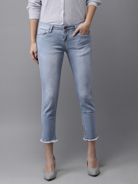 

HERE&NOW Women Blue Skinny Fit Low-Rise Low Distress Cropped Stretchable Jeans