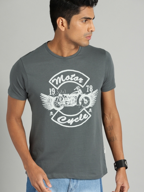 

Roadster Men Charcoal Printed Round Neck T-shirt