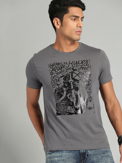 

Roadster Men Charcoal Grey Printed Round Neck T-shirt