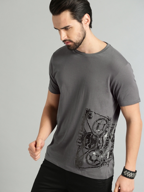 

Roadster Men Charcoal Grey Printed Round Neck T-shirt