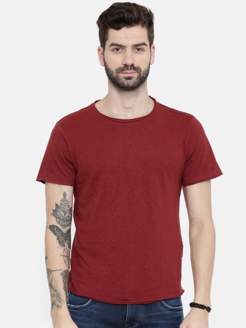 

Ed Hardy Men Maroon Solid Slim Fit Round Neck Pure Cotton T-shirt