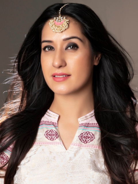

Rubans Gold-Toned & Pink Enamel Pearl Embellished Maangtika