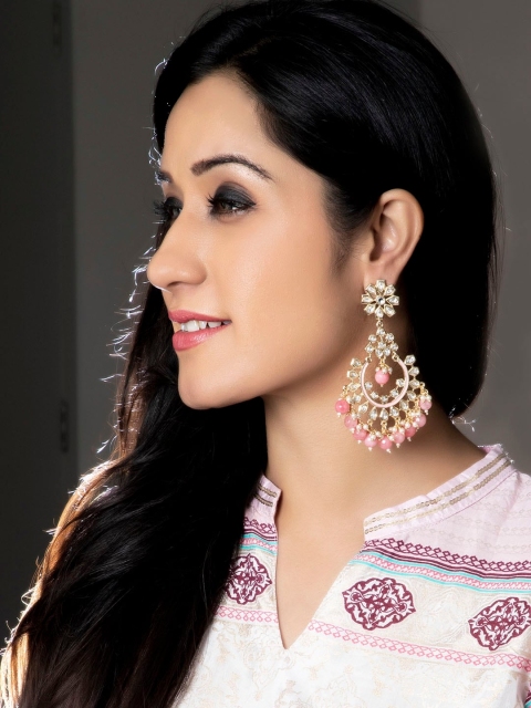 

Rubans Gold-Toned Crescent Shaped Chandbalis