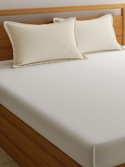

SPACES Set of 2 Cream-Coloured Self Striped Pillow Covers