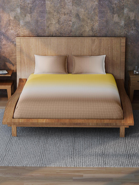 

SPACES Beige & Yellow Geometric 200 TC Cotton 1 King Bedsheet with 2 Pillow Covers