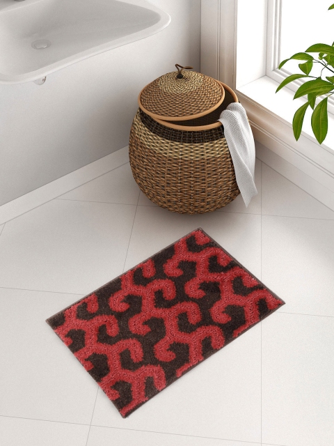 

SPACES Red & Brown Ethnic Motif Patterned Bath Rug