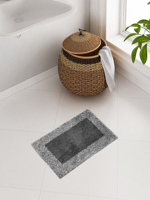 

SPACES Grey Colourblocked Bath Rug