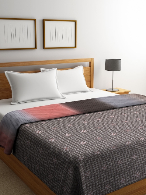 

SPACES Taupe & Red Floral Mild Winter 150 GSM Reversible Double Bed Quilt