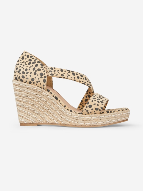 

DOROTHY PERKINS Women Beige & Black Printed Wedges