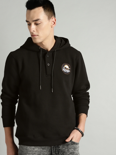 

Roadster Men Black Solid Hooded Sweatshirt
